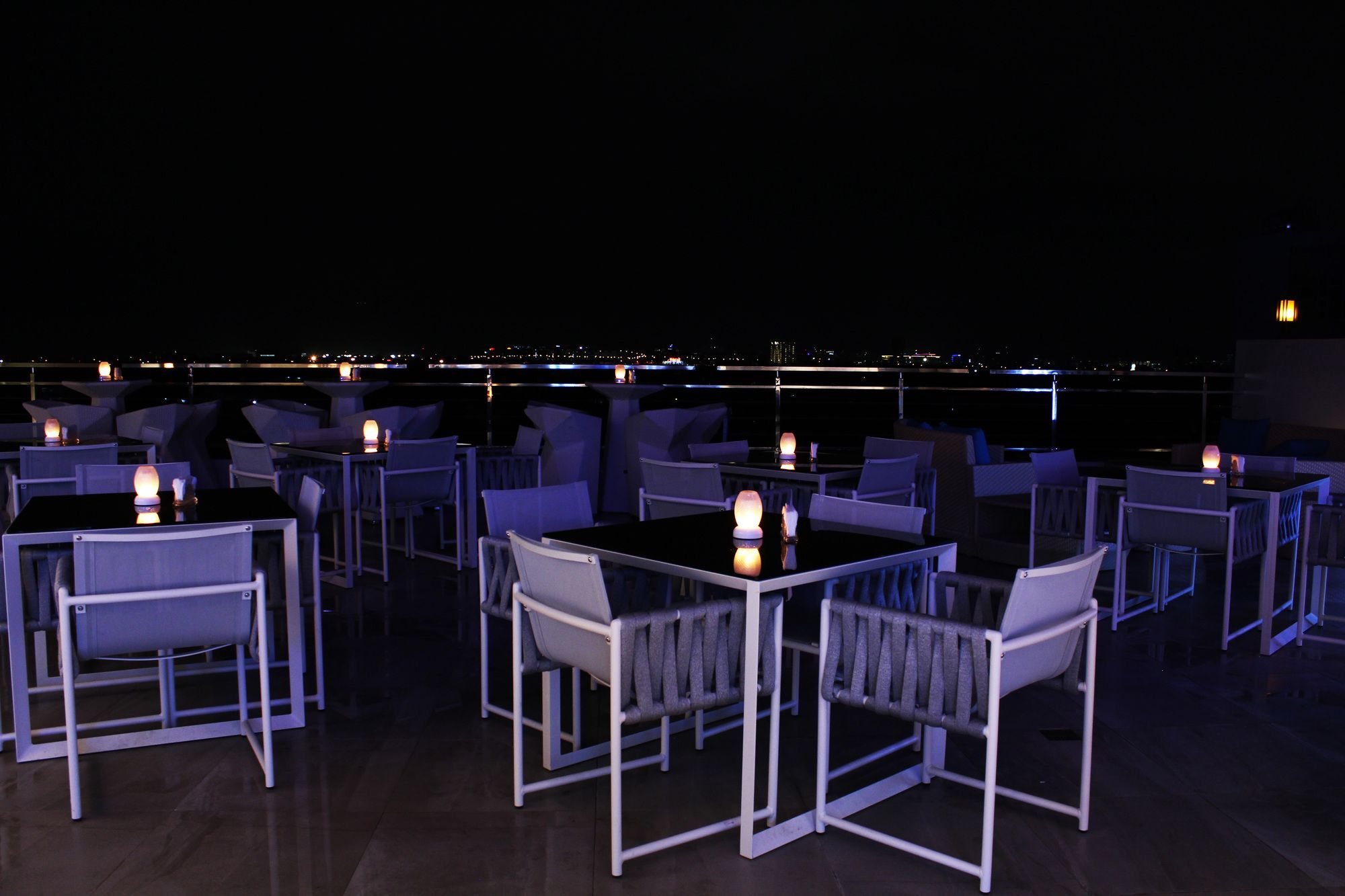 City Park Hotel Residences Taguig Ngoại thất bức ảnh
